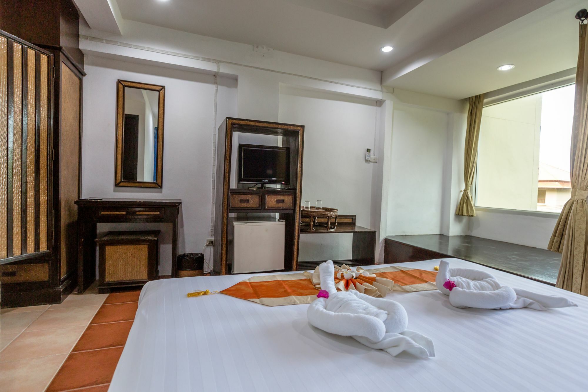 Porterhouse Beach Hotel Patong المظهر الخارجي الصورة