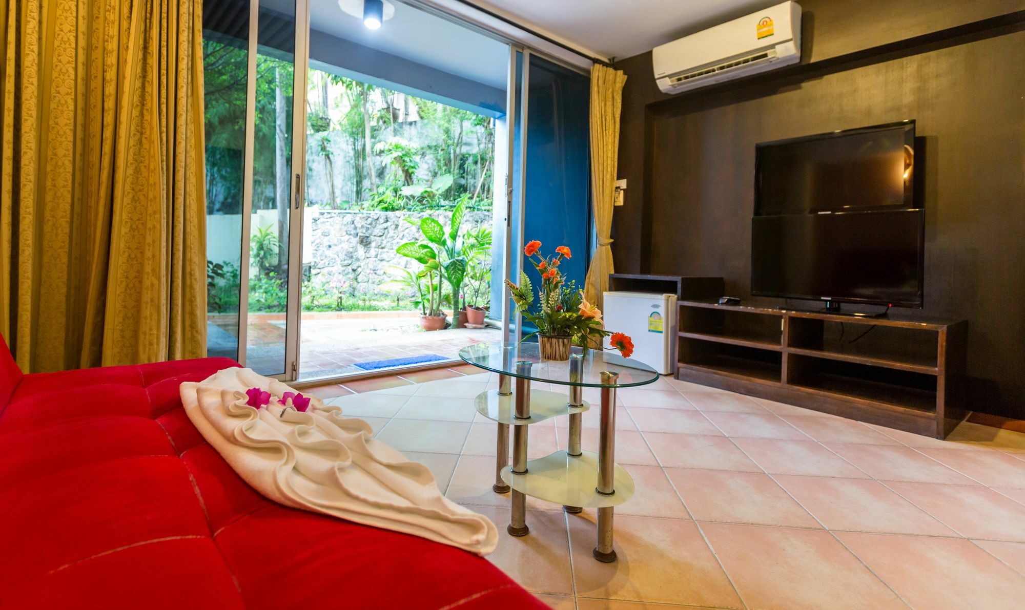 Porterhouse Beach Hotel Patong المظهر الخارجي الصورة